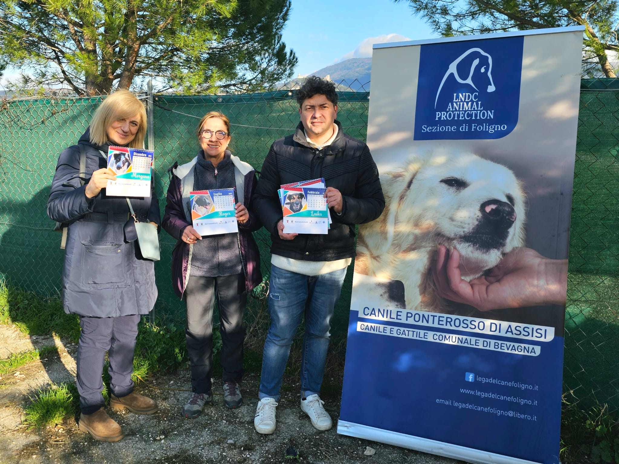 Amici animali - Consegnati i calendari dello Sportello a 4 Zampe della Provincia di Perugia al Canile Ponterosso di Assisi