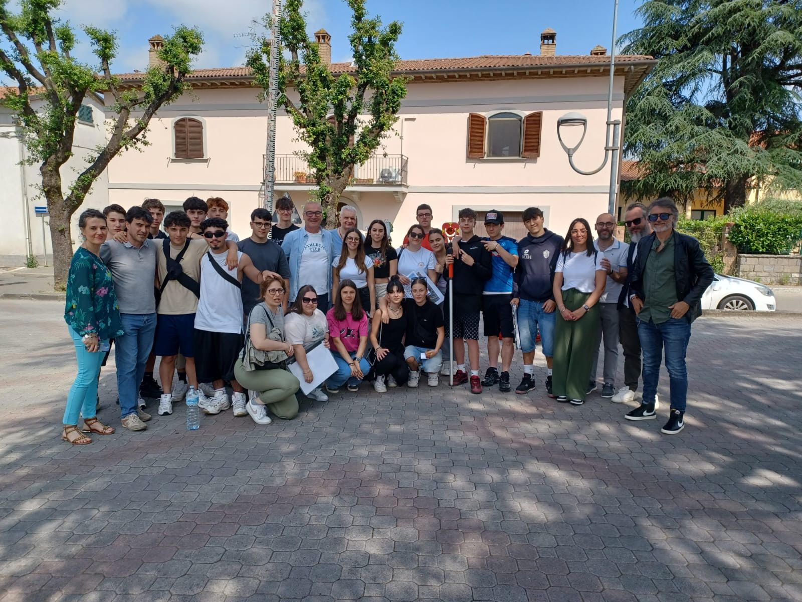 San Giustino – Studenti del Franchetti e Salviani impegnati nella riqualificazione urbana del centro di Lama