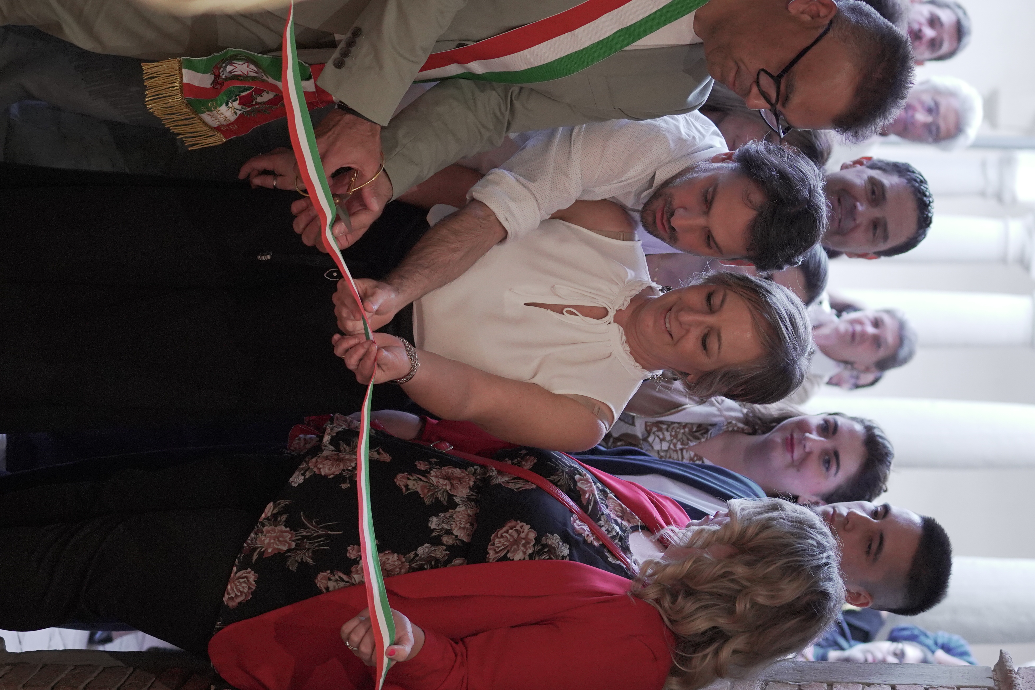 Il taglio del nastro