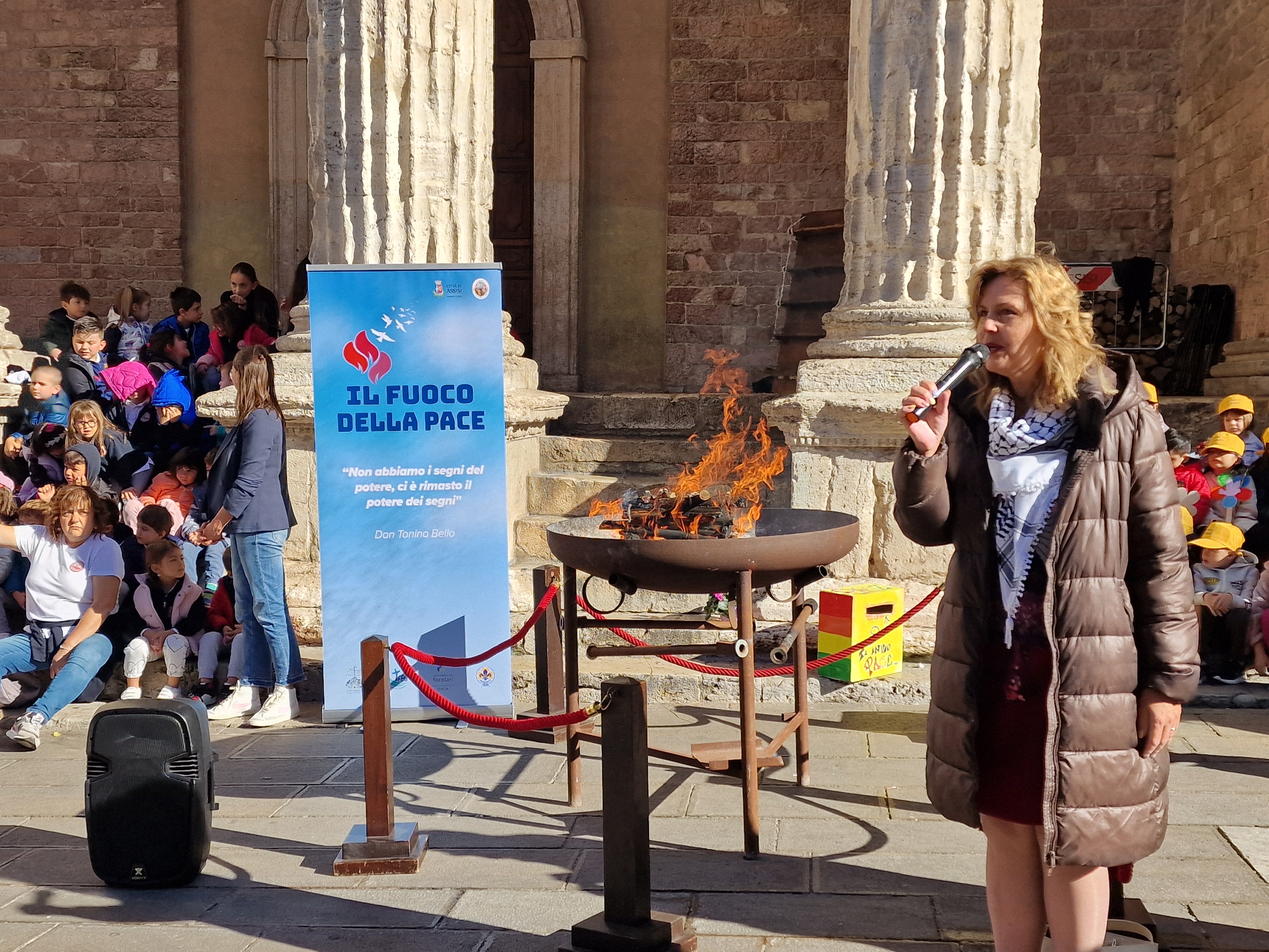 Marcia – Ad Assisi acceso il “Fuoco della Pace”