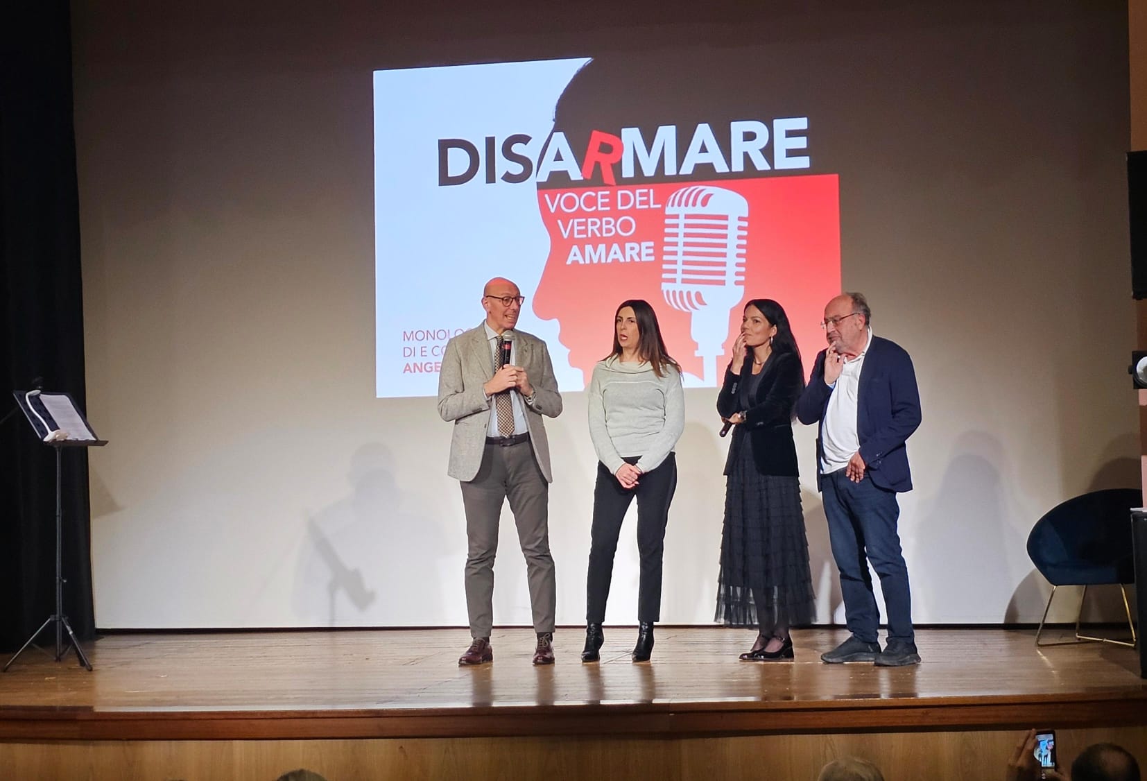 Gualdo Tadino - Al teatro Don Bosco si è aperta la prima giornata della Festa Nazionale di Articolo 21: due giorni dedicati alla libertà di stampa e di pensiero