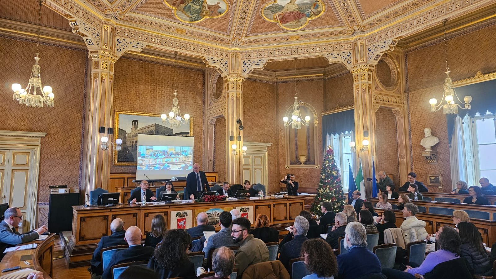 Salute mentale – Nel palazzo della Provincia di Perugia ha preso il via la due giorni di approfondimento e ascolto promossa dalla Regione Umbria Salute mentale – Nel palazzo della Provincia di Perugia ha preso il via la due giorni di approfondimento e ascolto promossa dalla Regione Umbria