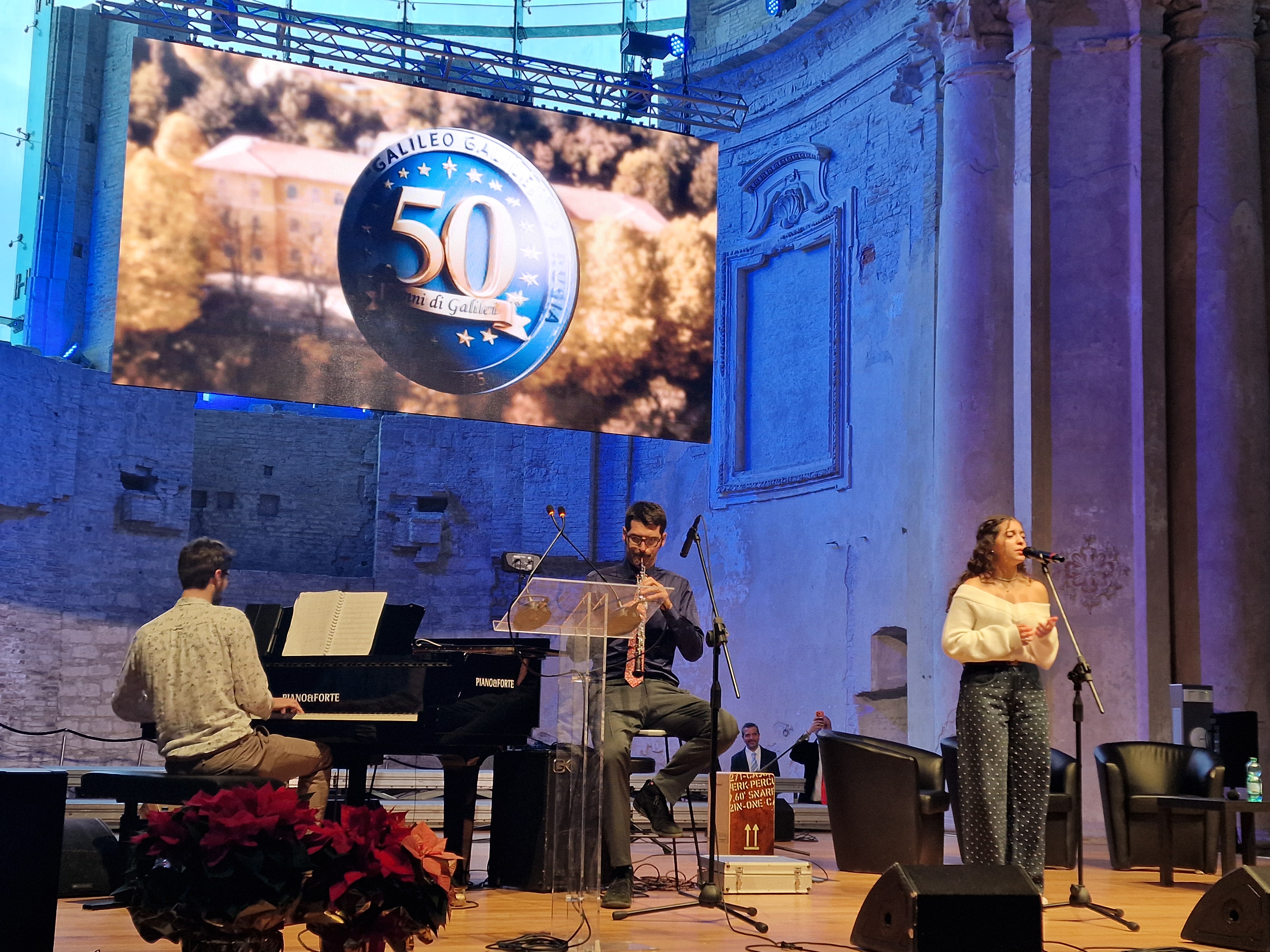 L'apertura in musica della festa