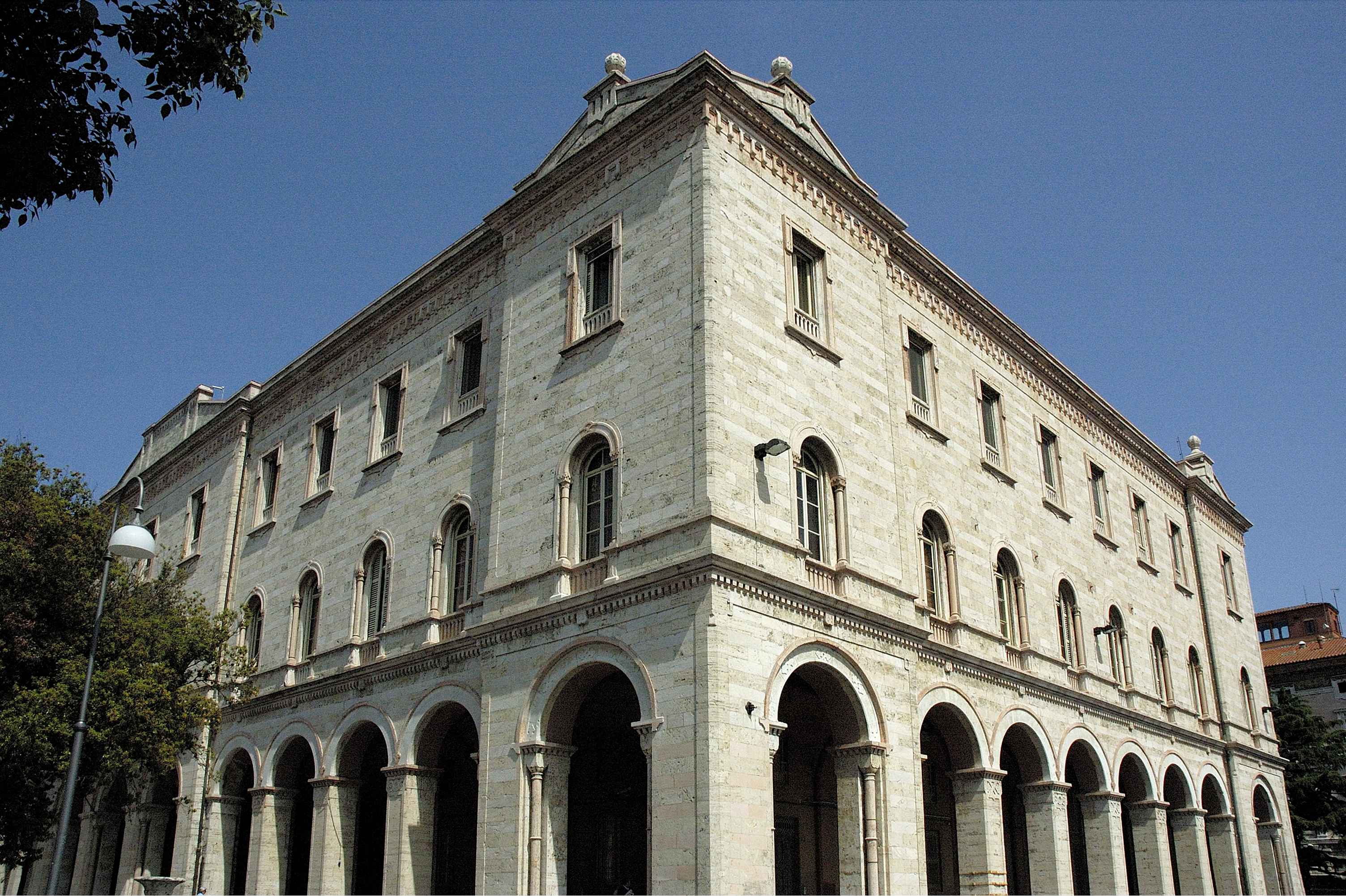 Il Palazzo della Provincia
