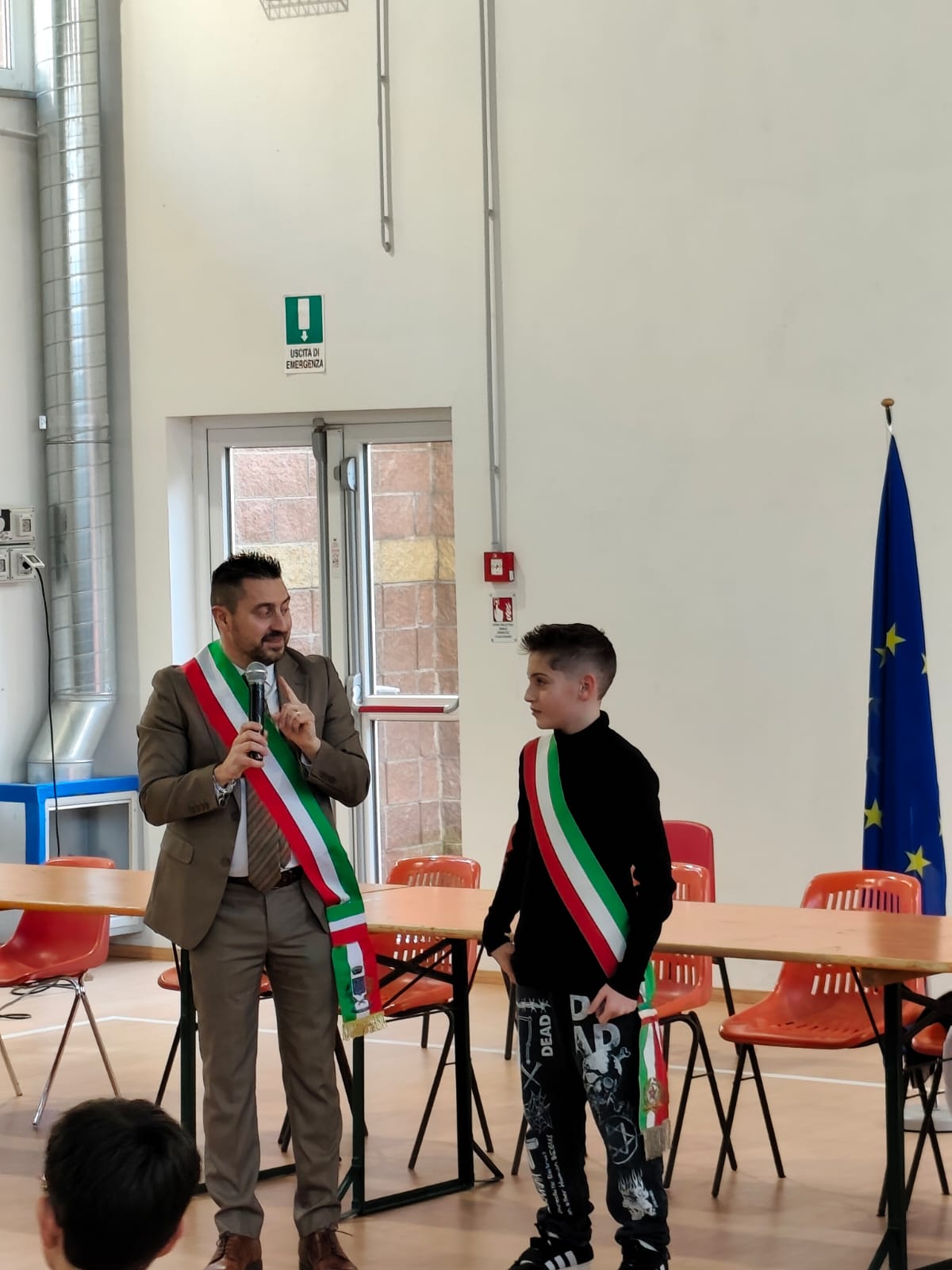 Il sindaco Dini con il sindaco junior