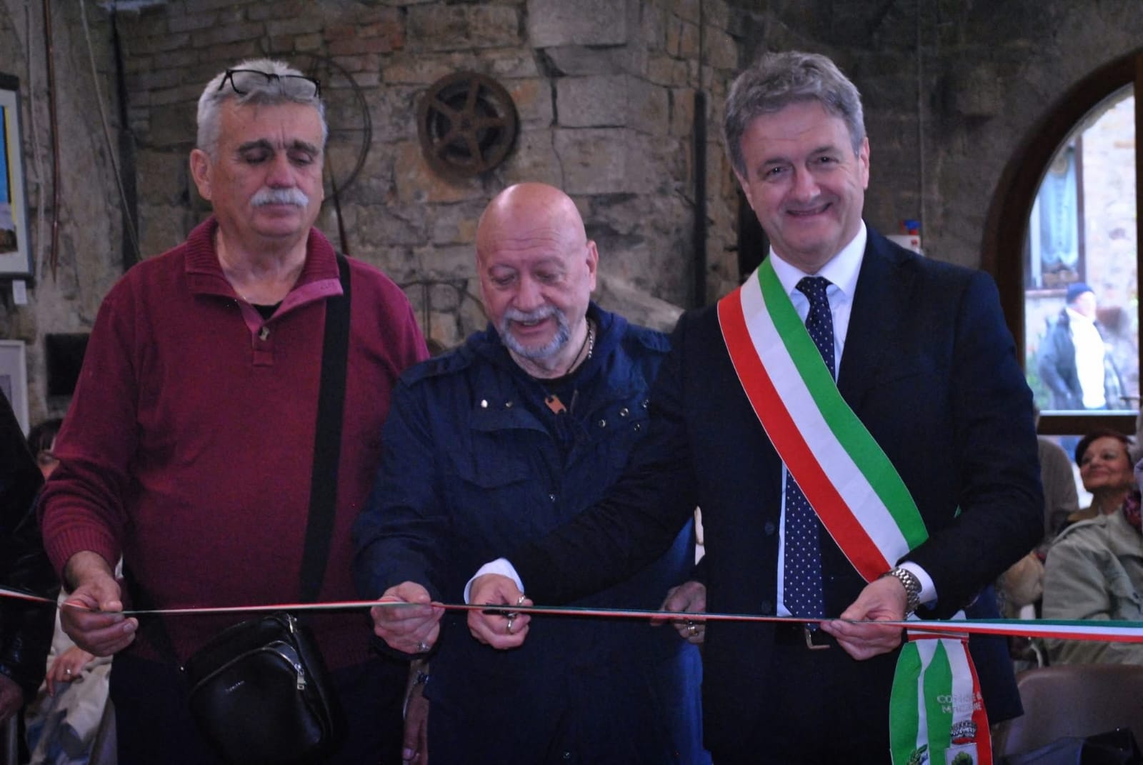 Magione – Inaugurata la quarta edizione de “Il Convivio delle arti” Magione – Inaugurata la quarta edizione de “Il Convivio delle arti”