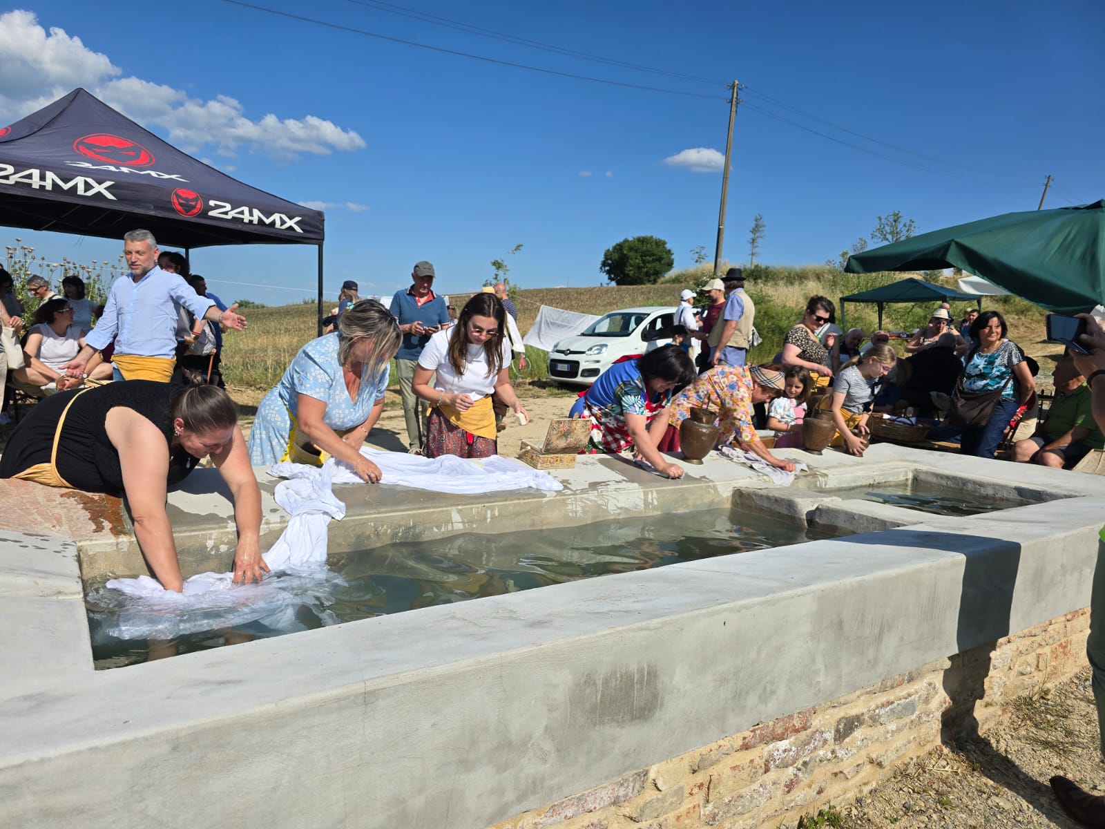 Castiglione del Lago &ndash; A Frattavecchia la rievocazione del lavaggio dei panni nei lavatoi comuni