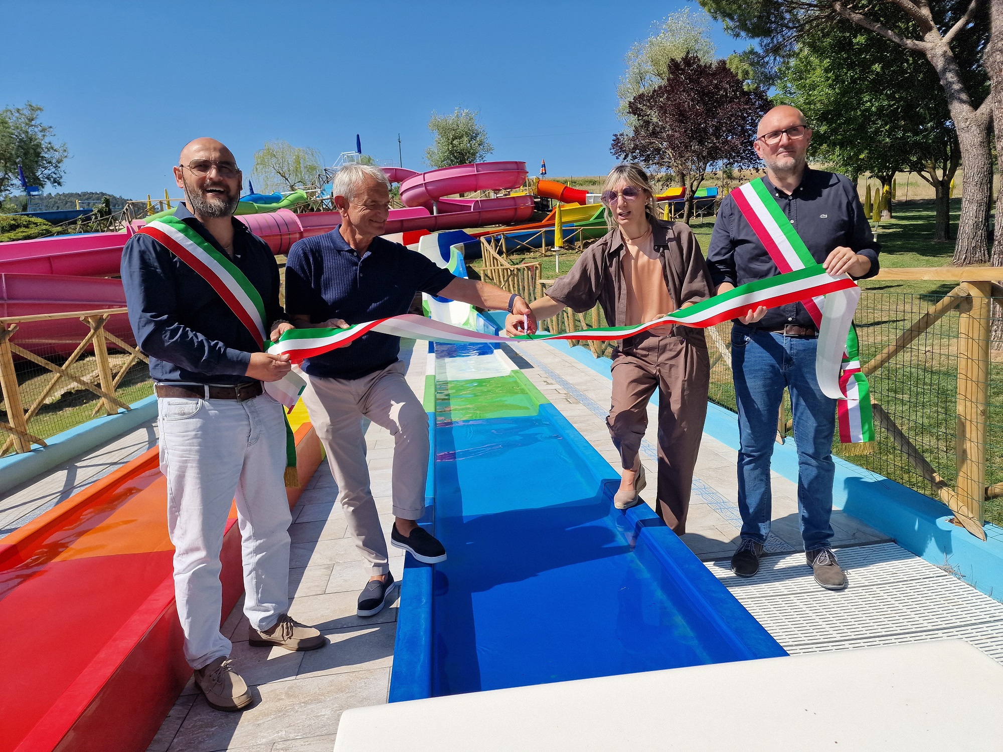 A Tavernelle taglio del nastro per il rinnovato parco acquatico intercomunale A Tavernelle taglio del nastro per il rinnovato parco acquatico intercomunale