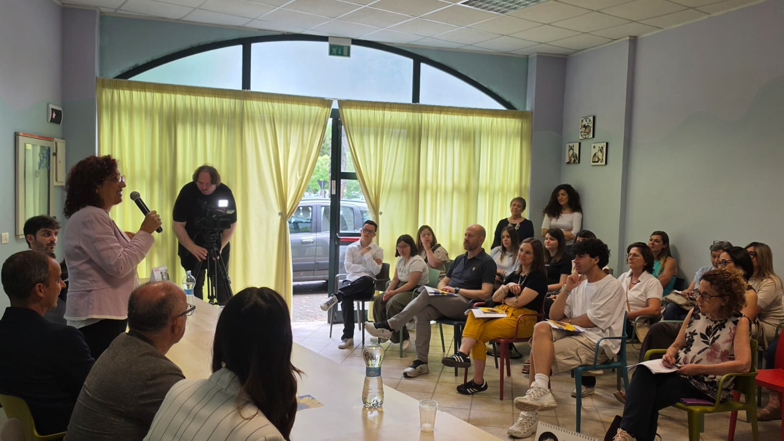 immagine della conferenza stampa di presentazione del concorso letterario