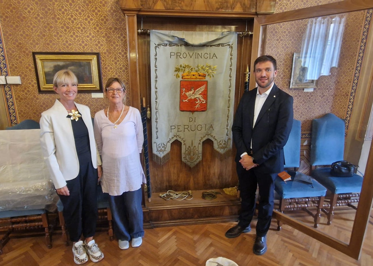 Provincia &ndash; Avviato il restauro conservativo dello storico Gonfalone dell&rsquo;Ente