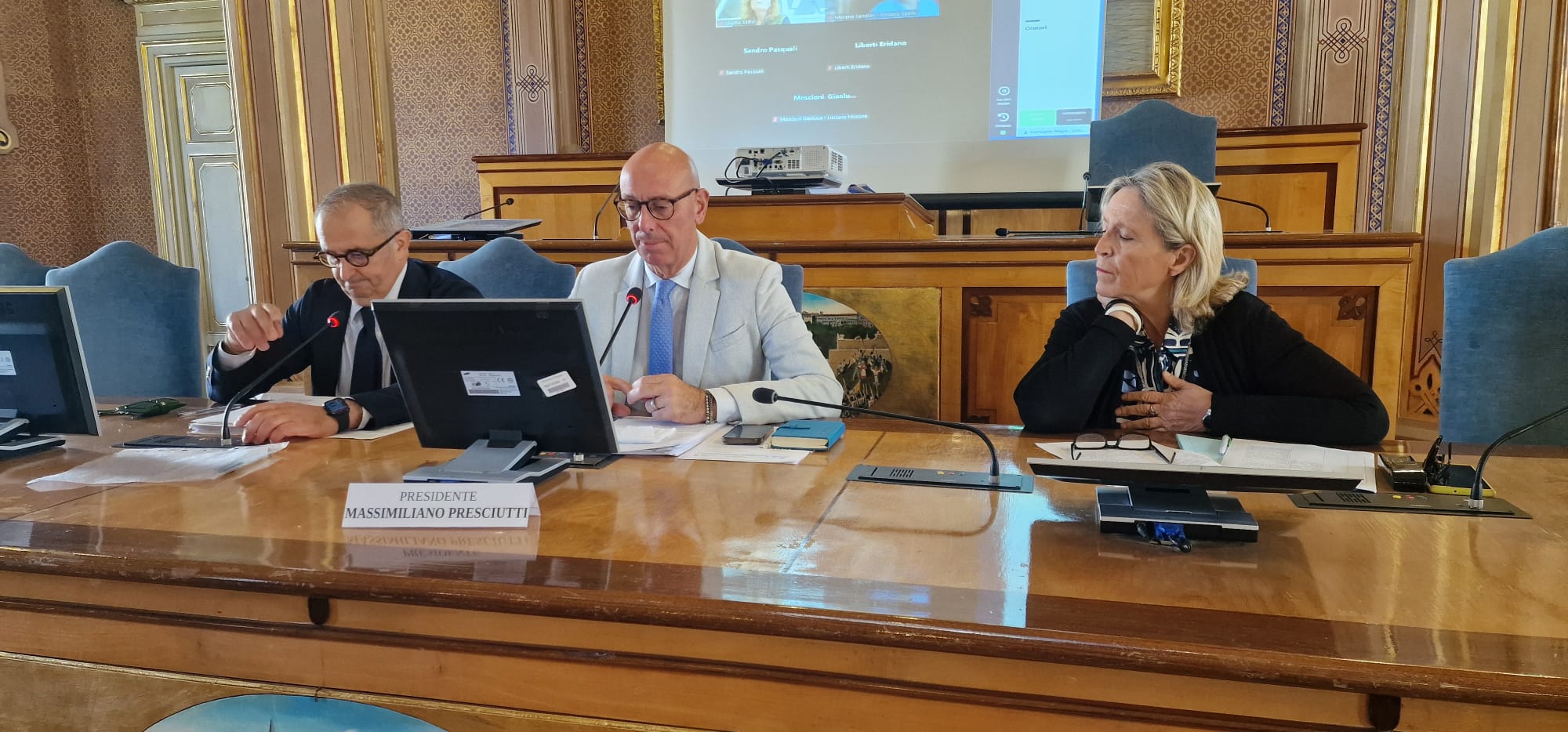 Da sinistra il direttore Francesco Grilli, il presidente Massimiliano Presciutti e la responsabile d'Ufficio Lorena Pesaresi