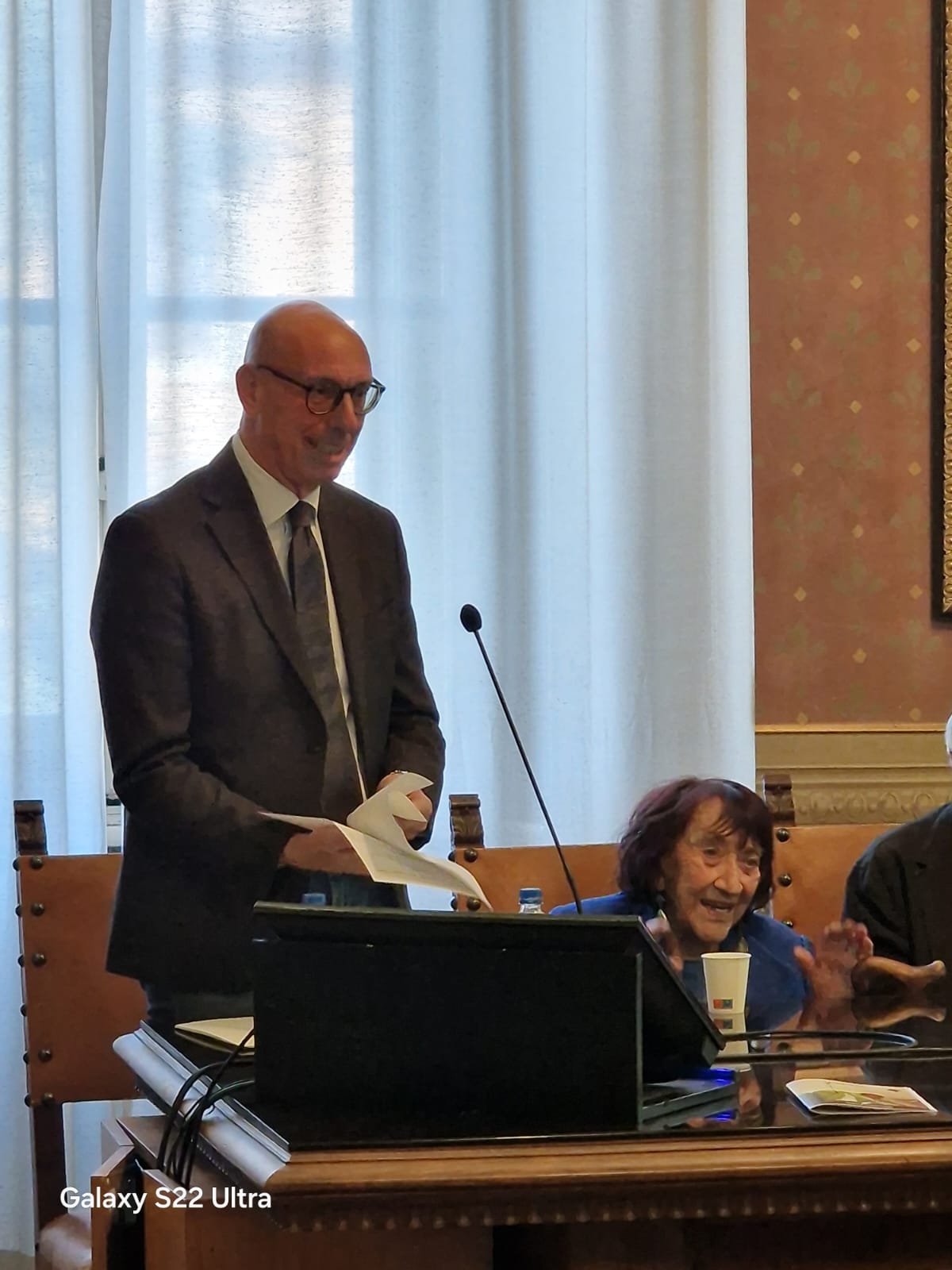 Il presidente della Provincia di Perugia, Massimiliano Presciutti, interviene alla presentazione del presentazione del libro “Ciao, padrone. Storia d’amore e passione politica”