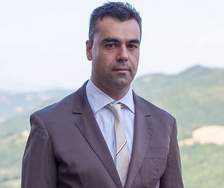 Il sindaco di Montone Mirco Rinaldi